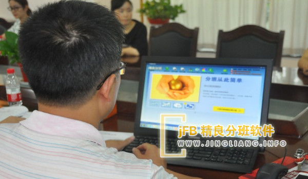 ������Ů�����������Ϊʮ�飬����������ʮ���ܷ�����ɼҳ��ֳ���������󣬶�Ӧ�����Ͷ���ǩ�䣬�ҳ������ֳ���ȡ��